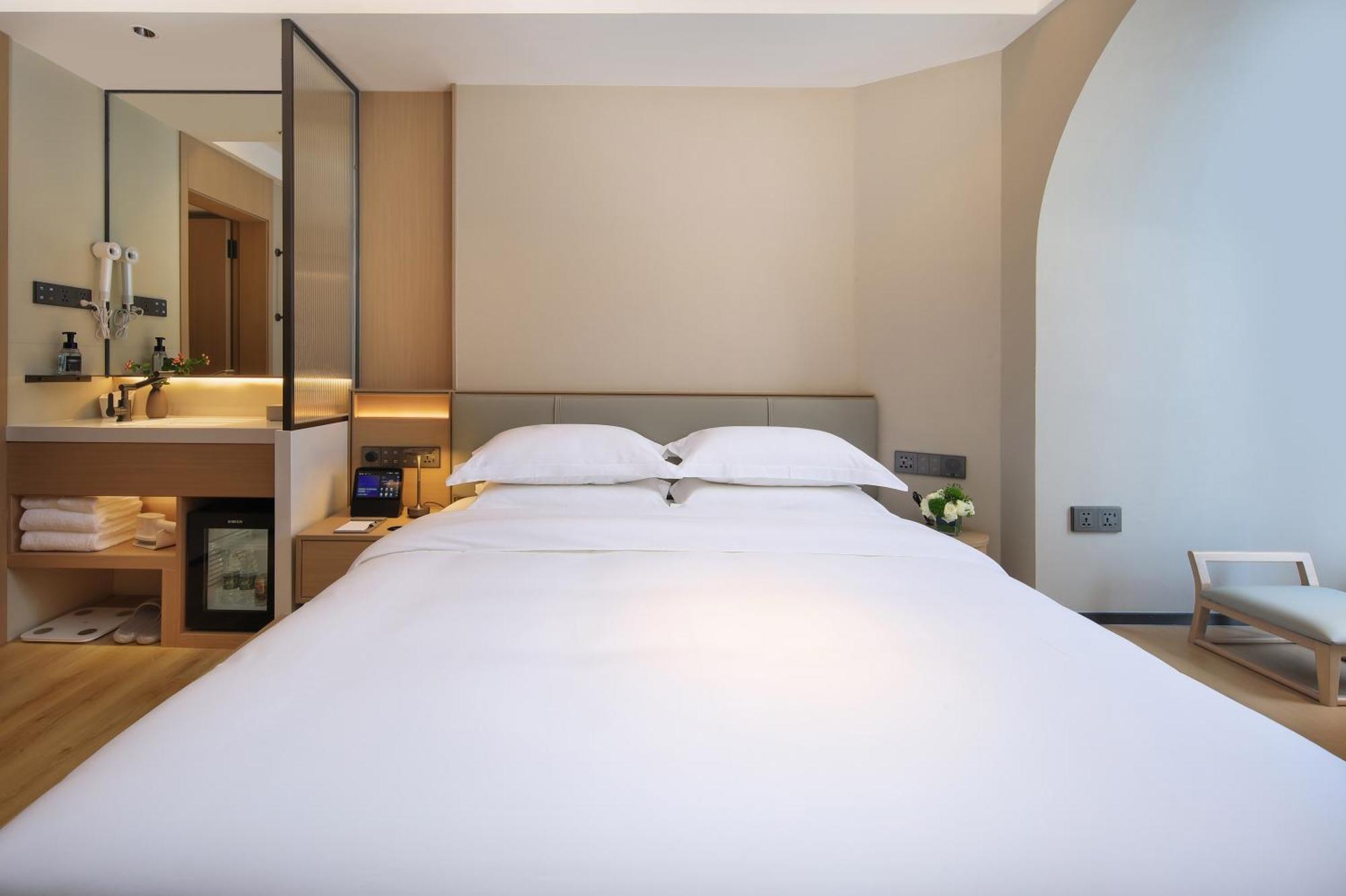 Lijiang Moon Hotel - Guilin East And West Lane Two Rivers And Four Lakes Scenic Area מראה חיצוני תמונה